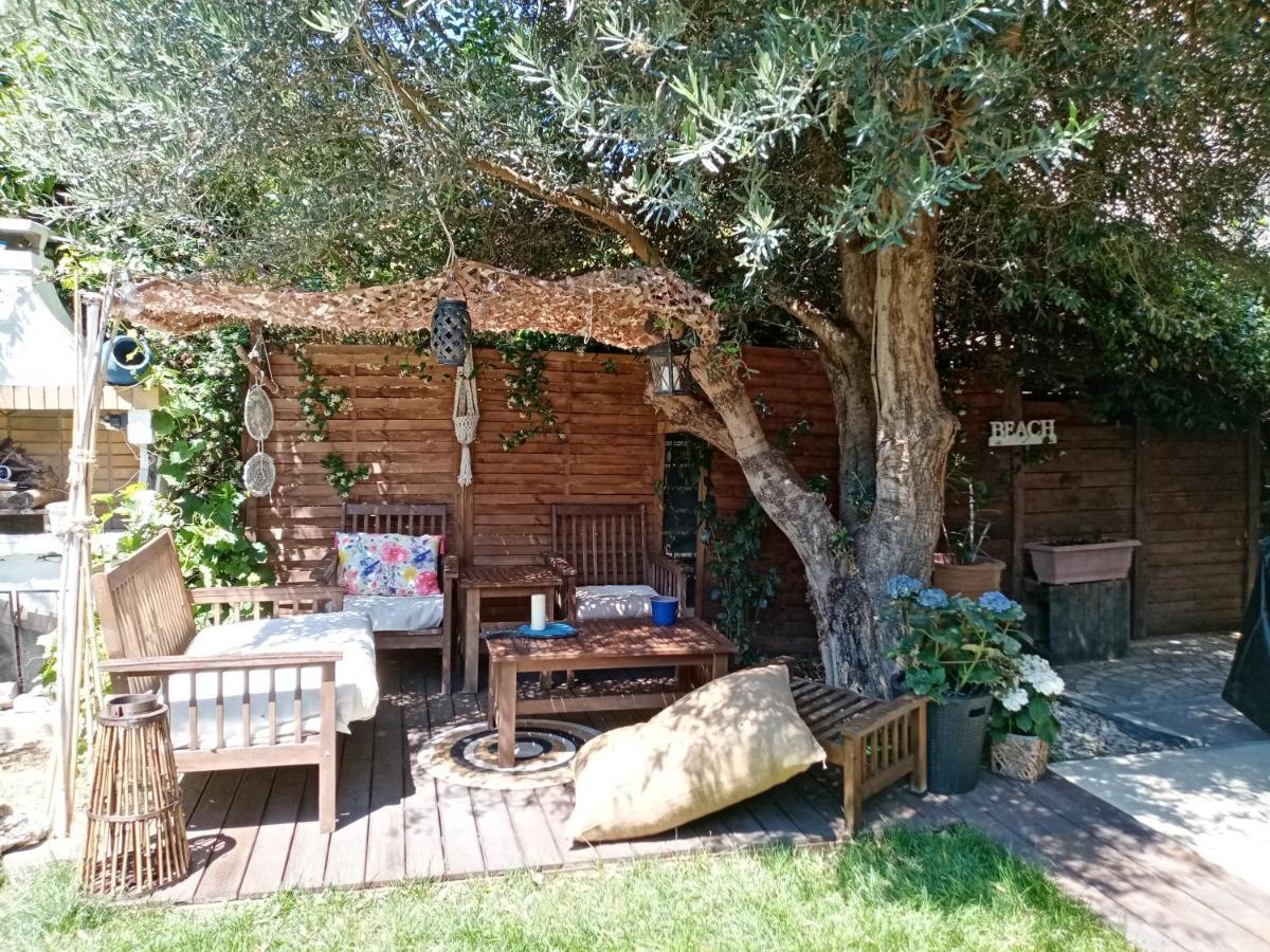 Maisonette With Garden Peraía Exteriör bild